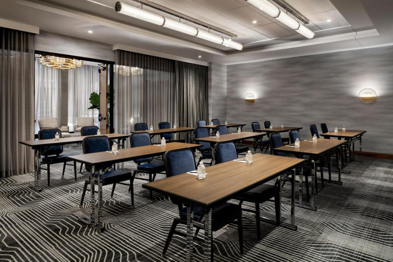 Rand Tower Hotel, Minneapolis, A Tribute Portfolio Hotel Экстерьер фото