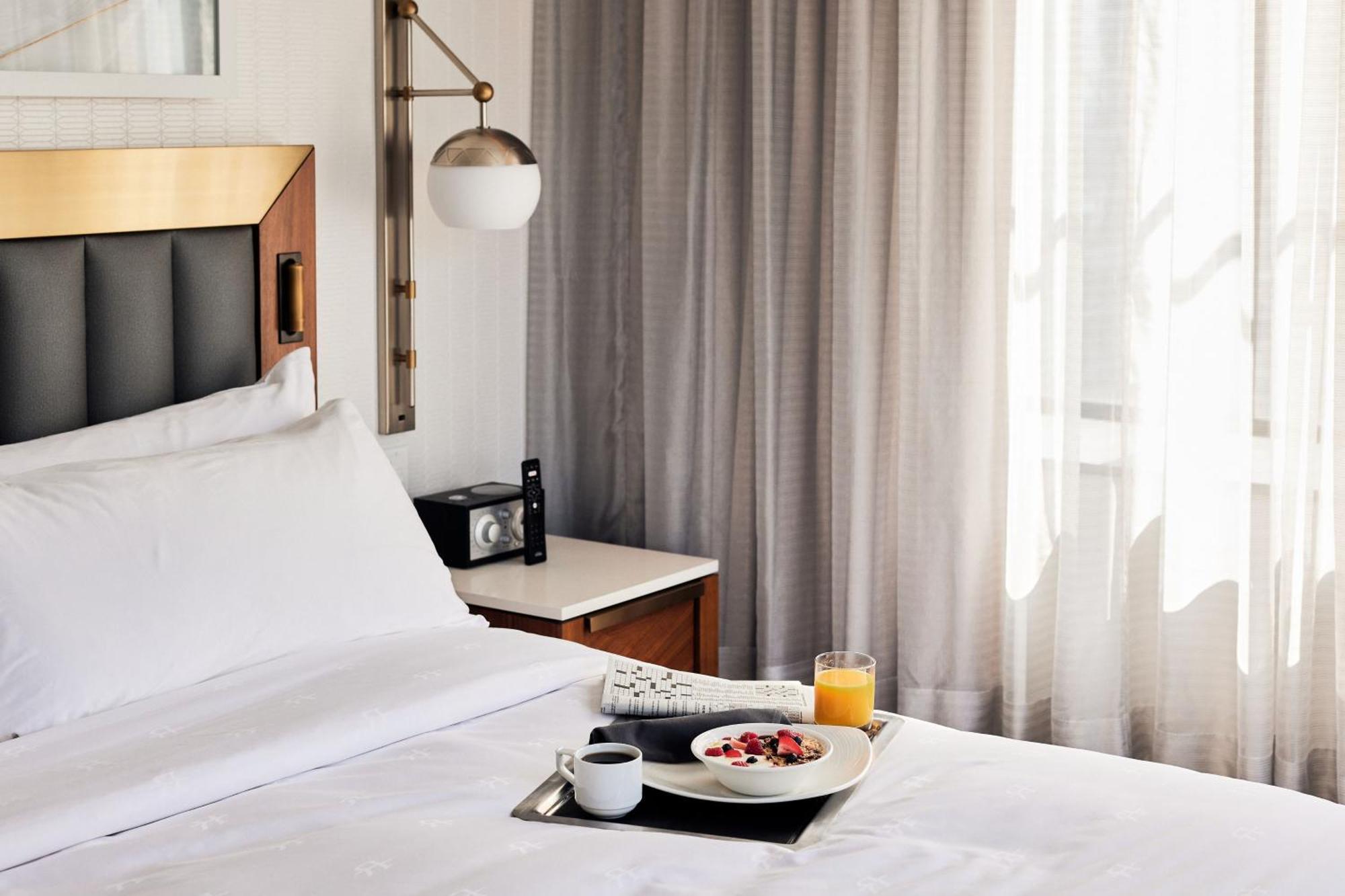 Rand Tower Hotel, Minneapolis, A Tribute Portfolio Hotel Экстерьер фото